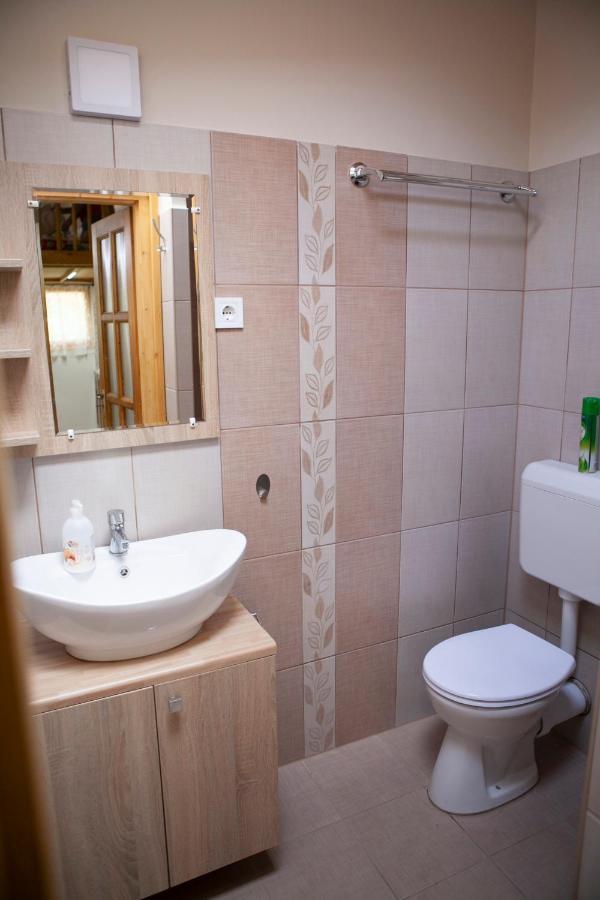 Rozsadomb Apartman Zalakaros Extérieur photo